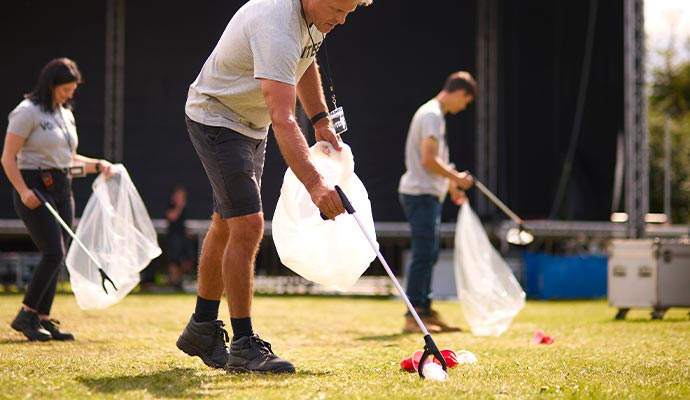 Concert area cleaning