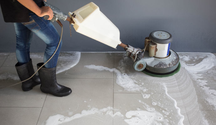 Floor cleaning using equipment